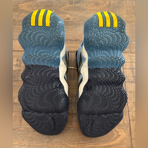 Women's adidas Exhibit B Candace Parker Mid Top Basketball Shoes GZ2375 Blue - Picture 10 of 10